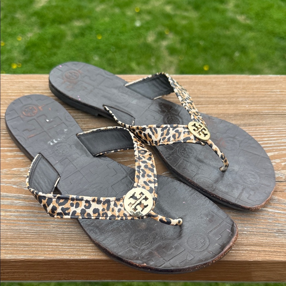 Tory Burch Thora Thong Leopard Print Sandals Flip Flops Size 9